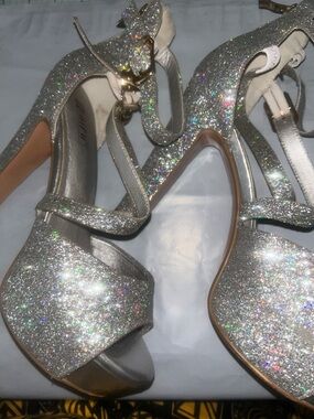 Women's Silver Glitter Strappy High Heels 420.07 white